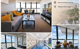 Stunning City View Suites